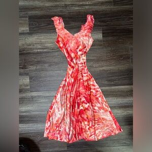 Oscar De La Renta Floral Gown. Says size small but can fit a medium